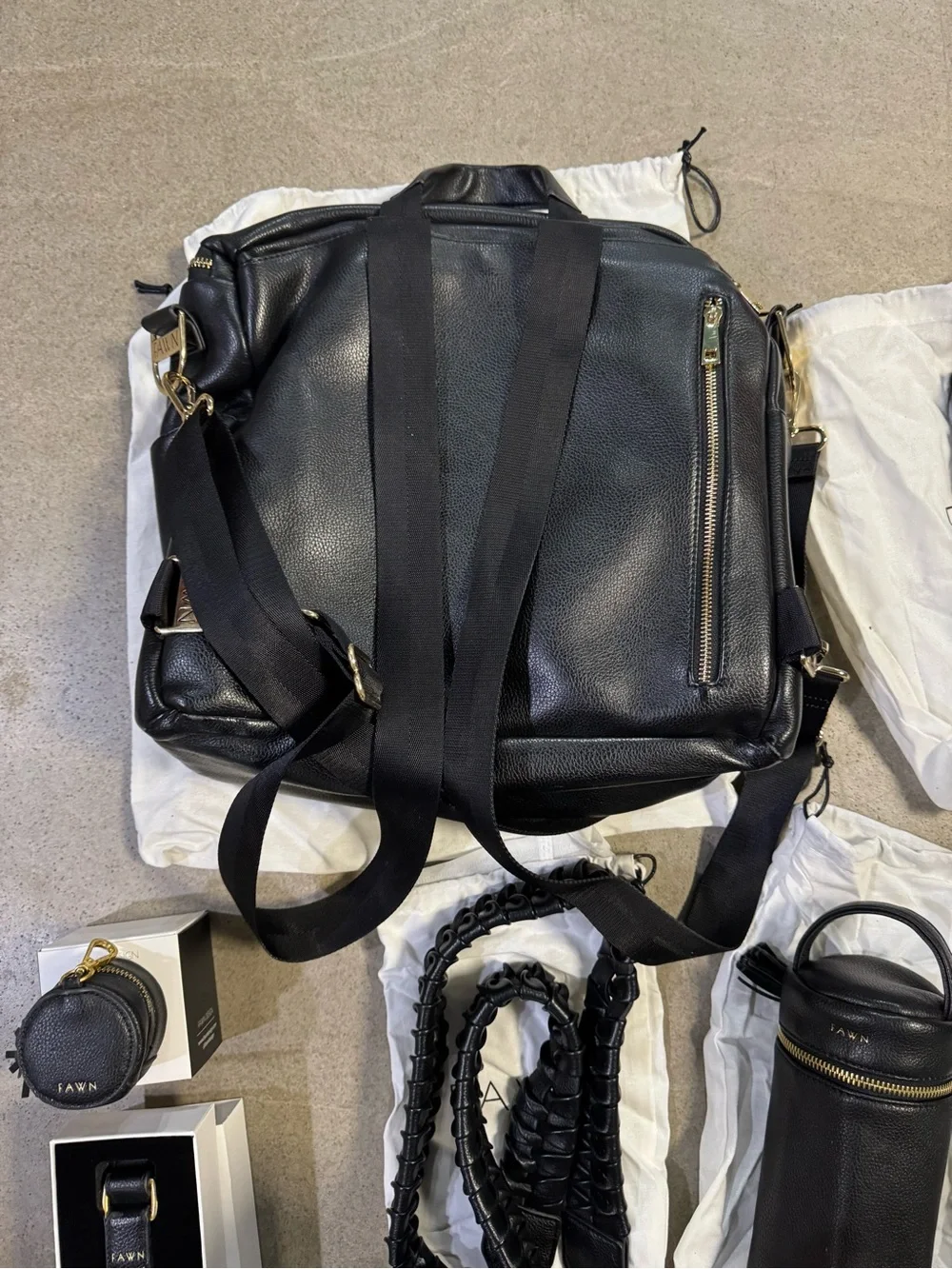 Fawn Design versatile black